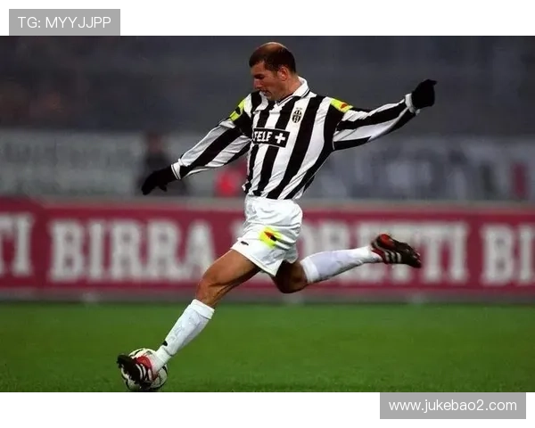 通过图片线索揭示足球明星的真实身份挑战你的足球知识和观察力